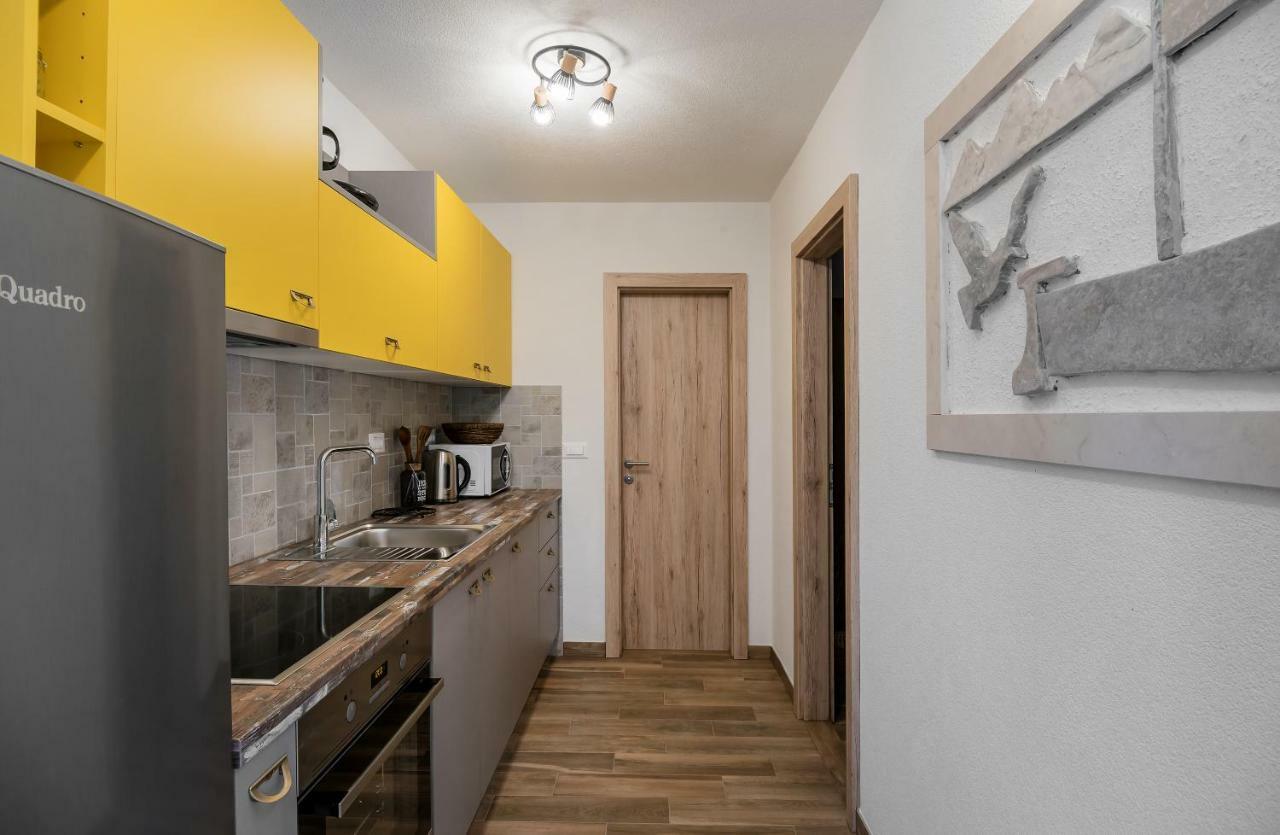 Apartment Cesarica Baska Voda Exterior photo