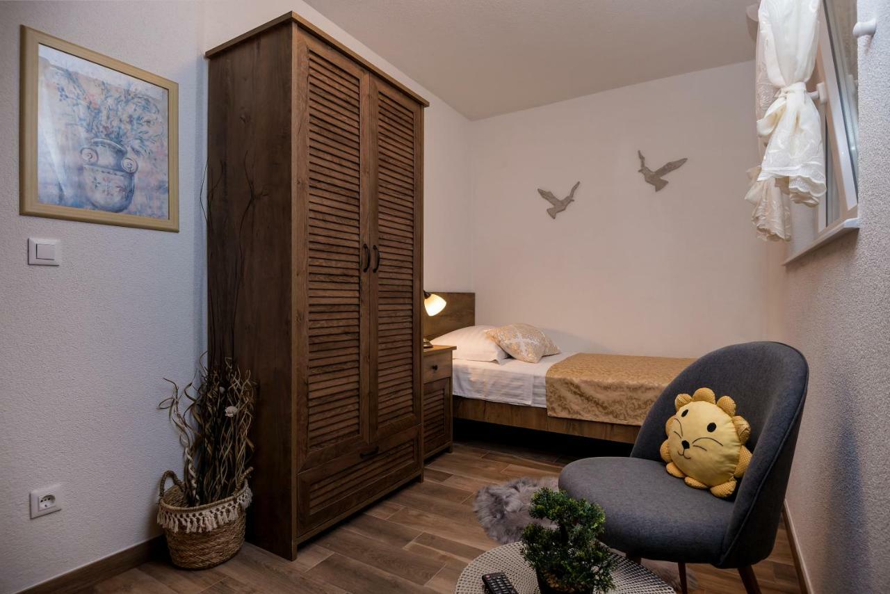 Apartment Cesarica Baska Voda Exterior photo