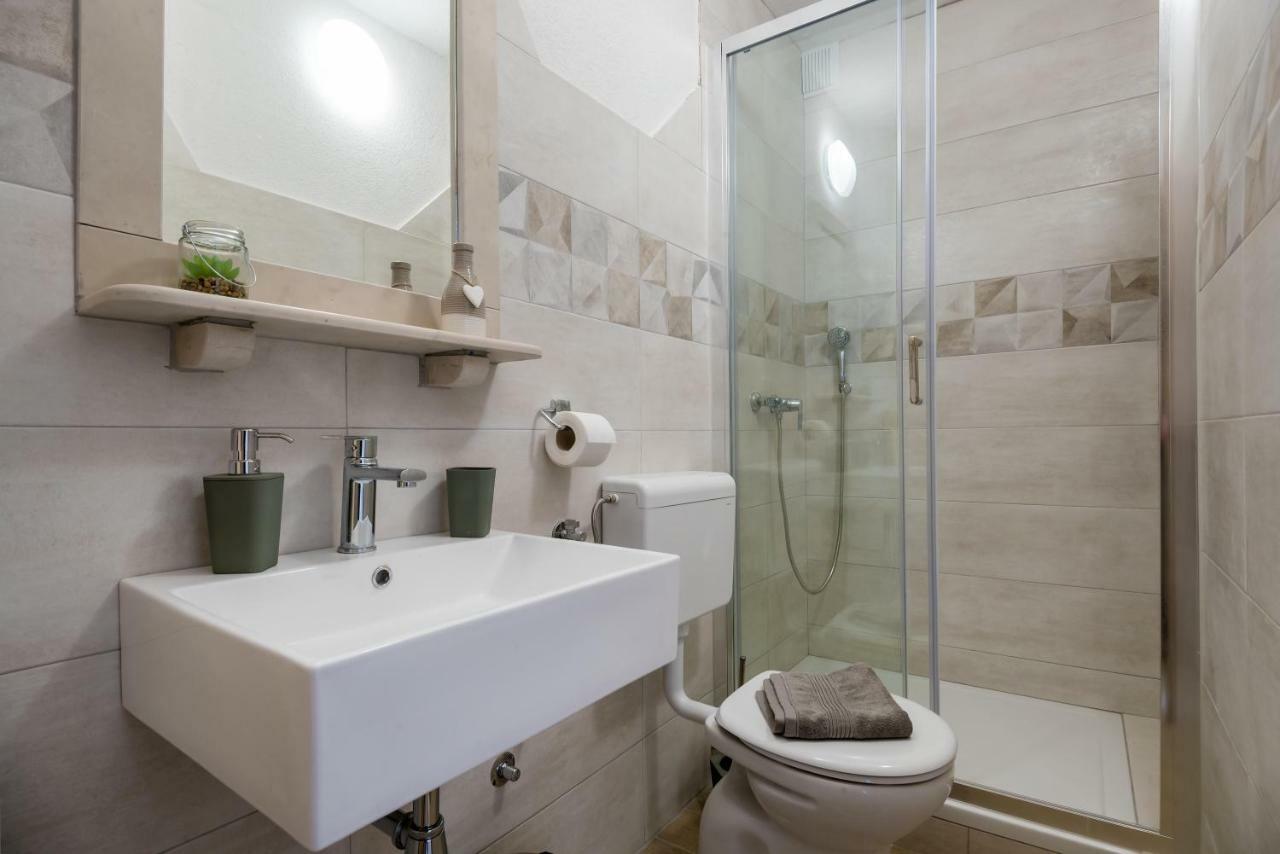 Apartment Cesarica Baska Voda Exterior photo